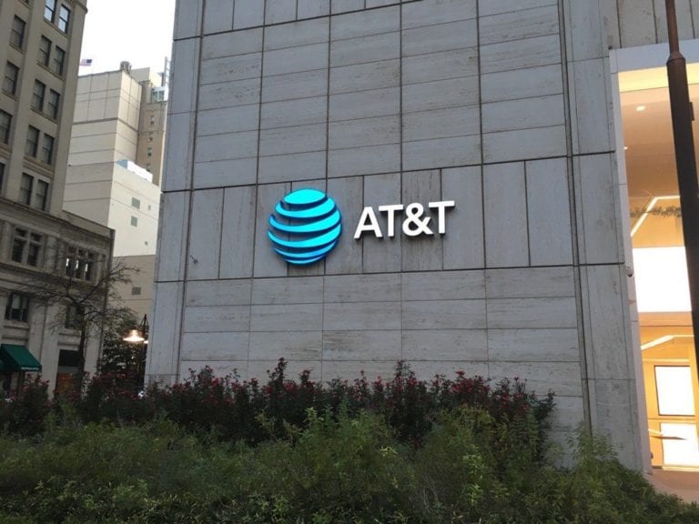 AT&T hits 70 million midband 5G POPs, sees inflation pressures