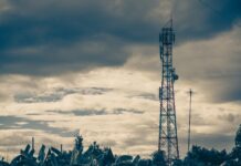 wireless carriers tower