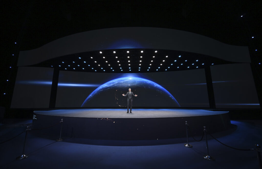 GSMA MWC26 Barcelona draws closer as CEOs from Character.AI, OURA and Qualcomm confirmed as speakers